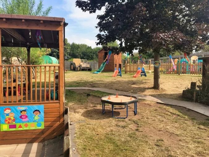 rowans nursery garden